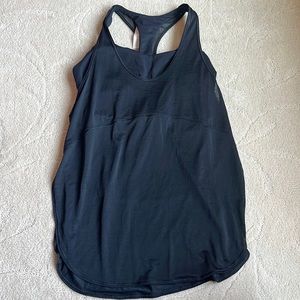 Lululemon tank with built in bra